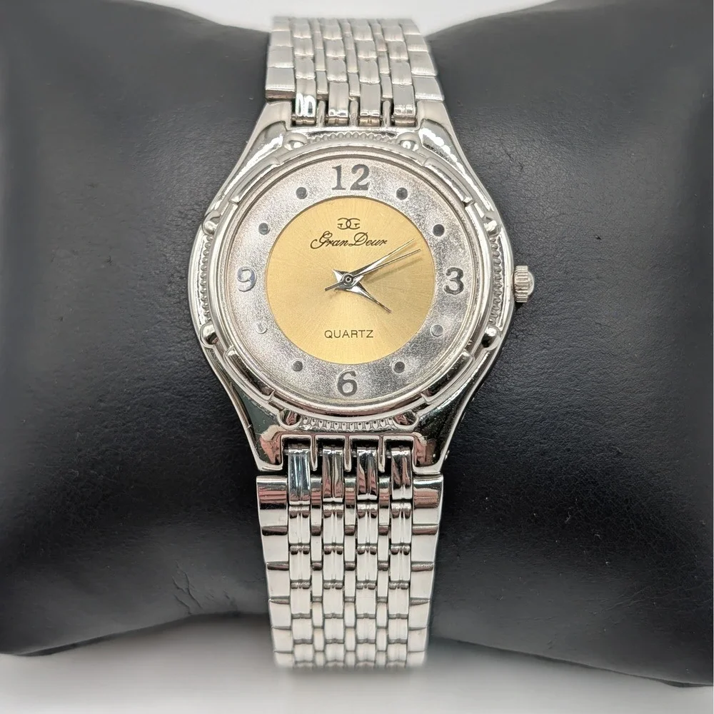 Gran Deux Swiss Quartz Watch 32mm Two Tone Sunburst Dial Mens‎ Unisex Bracelet
